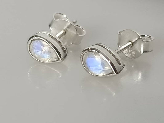 Genuine MOONSTONE Gems SOLID 925 SILVER Minimalist Teardrop/Pear/ Leaf Shaped Stud Earrings, June Birthstone & Cancer Zodiac Gift, Australia, Zorbajewellers