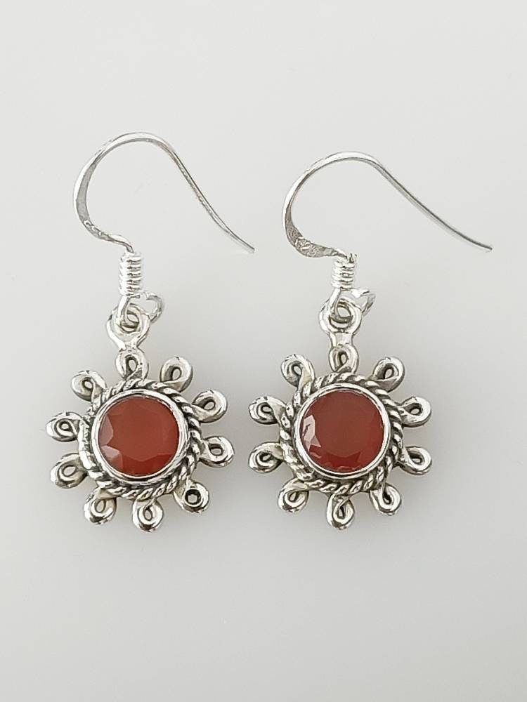 Genuine CARNELIAN Gems 925 Oxidized SILVER Boho Earrings, Oxidized Carnelian Flower Earrings, August Birthstone Virgo Zodiac Gift, Australia, Zorbajewellers