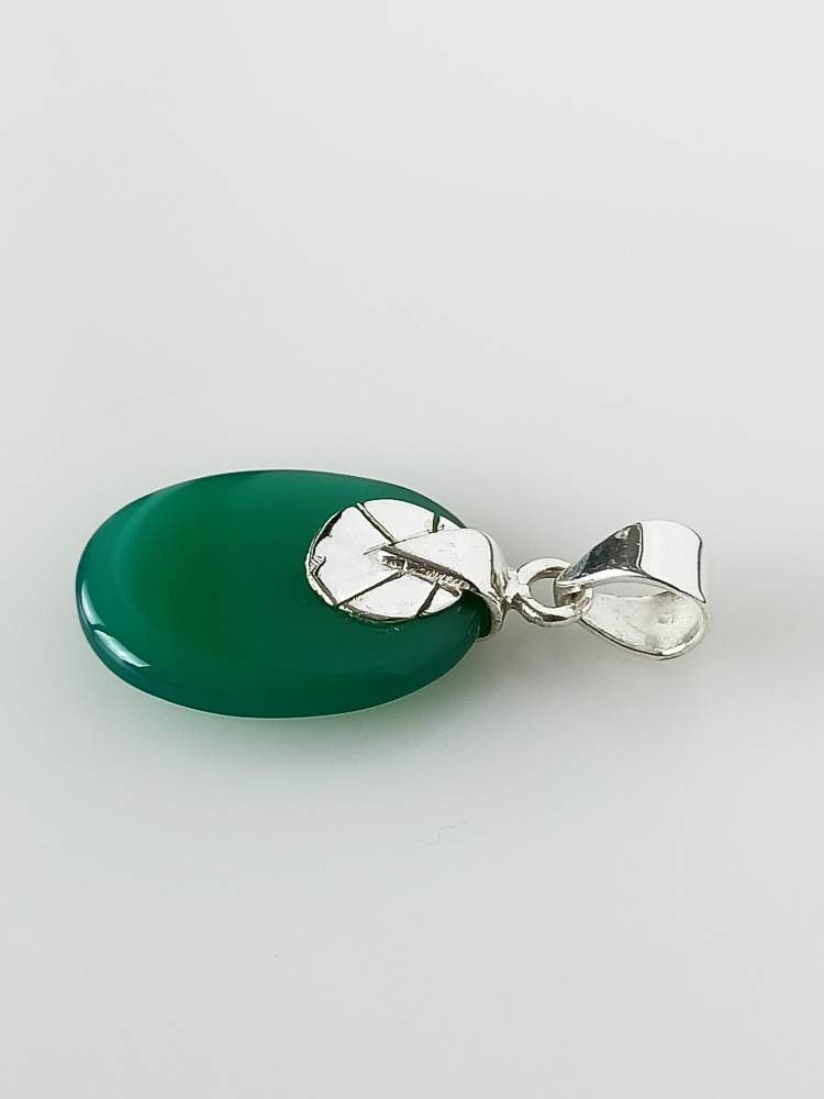 Simple Green ONYX Gemstone SOLID 925 Sterling SILVER Pendant, Green Oval Pendant, Leo Zodiac, May Birthstone Gift, Australia, Zorbajewellers