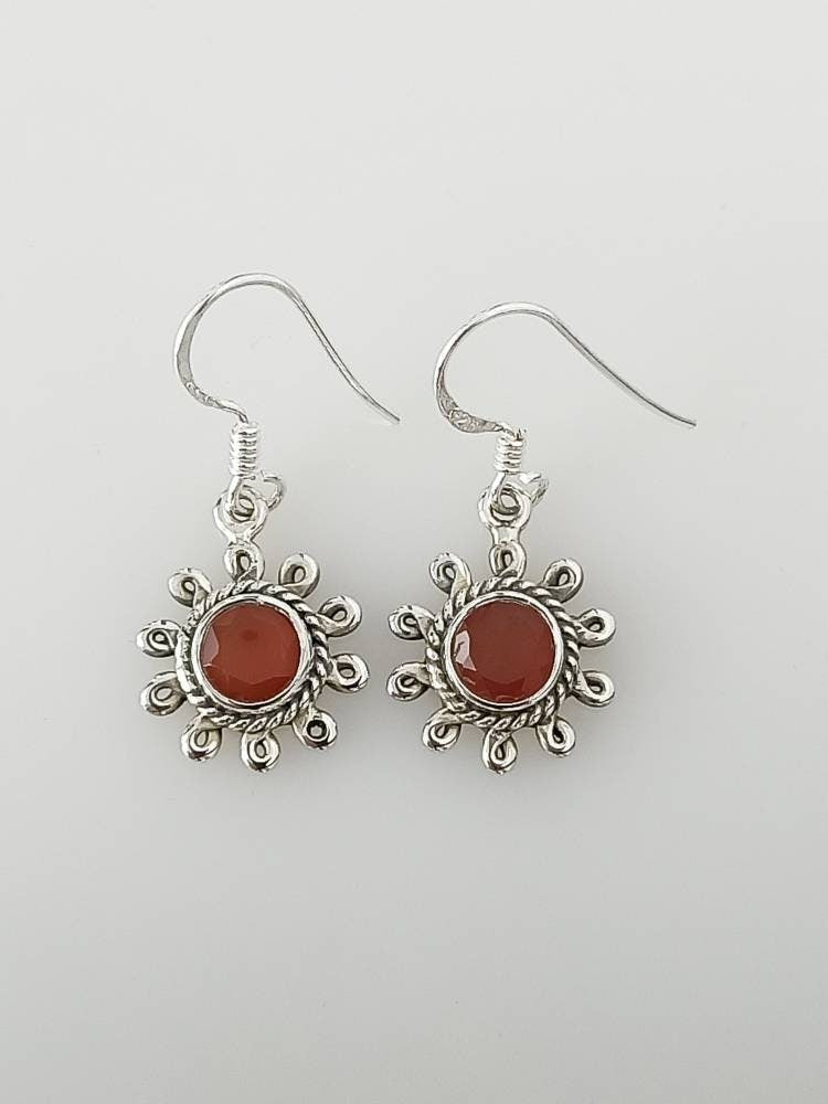 Genuine CARNELIAN Gems 925 Oxidized SILVER Boho Earrings, Oxidized Carnelian Flower Earrings, August Birthstone Virgo Zodiac Gift, Australia, Zorbajewellers