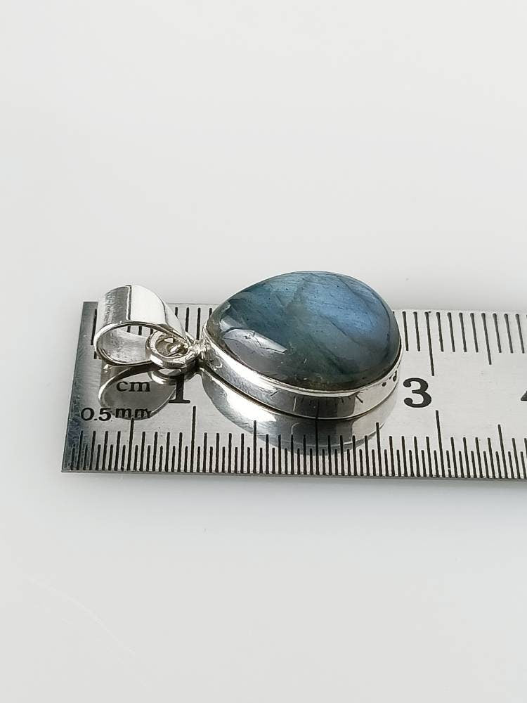 Teardrop/Pear shaped solid 925 Silver Genuine Labradorite Gemstone Pendant, MEDIUM Minimalist Pendant, Blue green gray pendant, Australia, Zorbajewellers