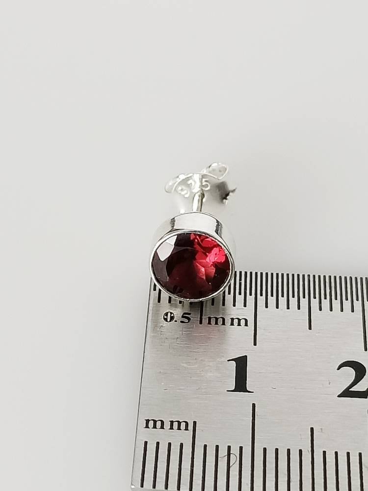 Genuine Red GARNET Round GEMS 925 SILVER Stud Earrings, Round Red Garnet Stud Earrings, Capricorn Zodiac January Birthstone, Australia, Zorbajewellers
