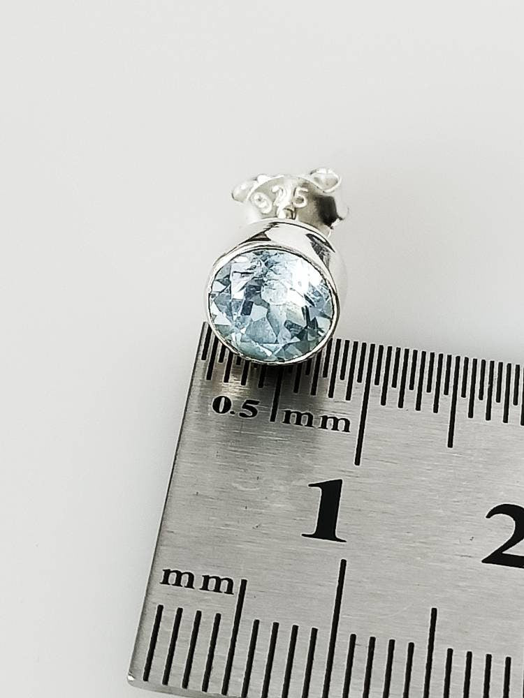 Beautifully Cut Genuine Blue TOPAZ Gemstones Solid 925 SILVER Round Stud Earrings, Sagittarius Zodiac December Birthstone Studs, Australia, Zorbajewellers
