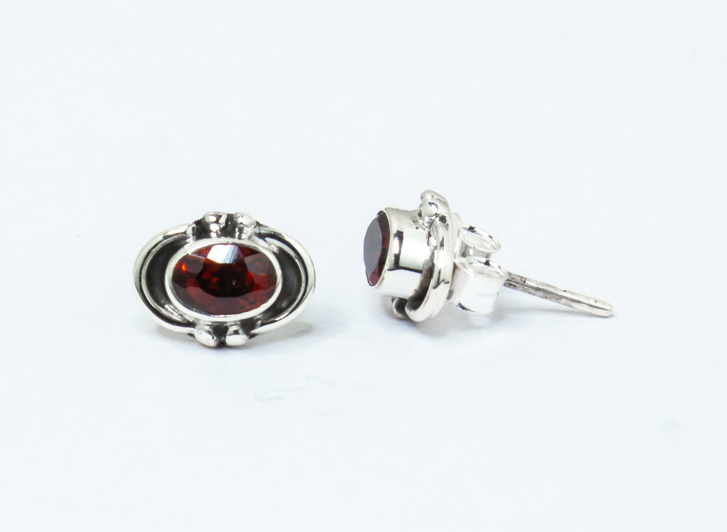 Oval Shaped Genuine Red GARNET Gemstone 925 SILVER Stud Earrings, Red Garnet Stud Earrings, Capricorn Zodiac January Birthstone, Australia, Zorbajewellers