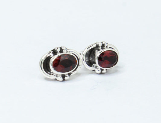 Oval Shaped Genuine Red GARNET Gemstone 925 SILVER Stud Earrings, Red Garnet Stud Earrings, Capricorn Zodiac January Birthstone, Australia, Zorbajewellers
