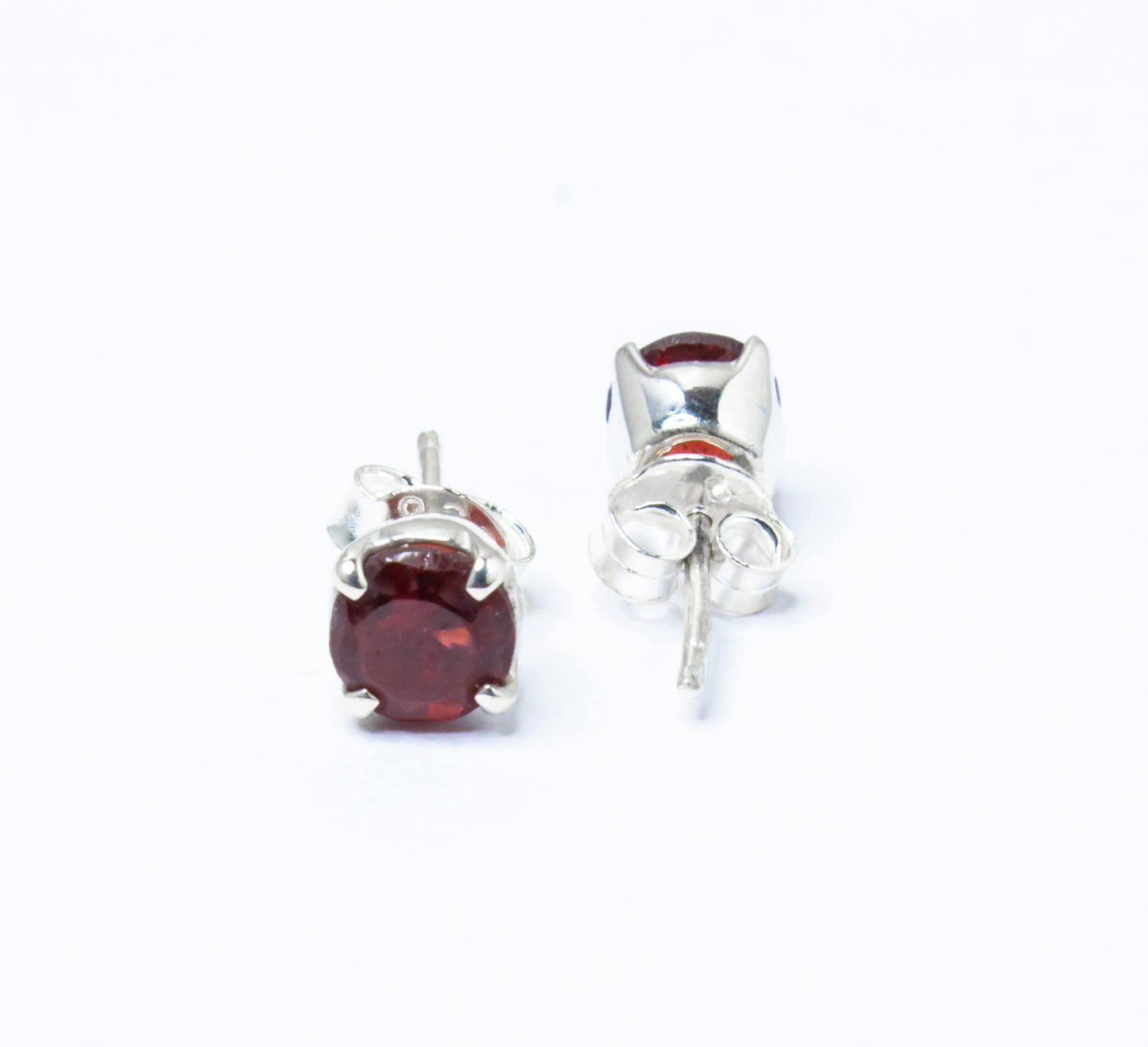 Genuine Red GARNET Gems 925 Silver Round Prong Set Stud Earrings, Round Garnet Stud Earrings, Capricorn Zodiac January Birthstone, Australia, Zorbajewellers