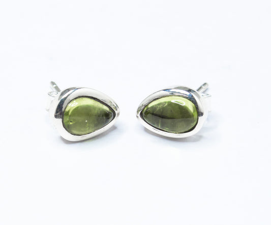 Pear shaped Peridot Sterling Silver Stud Earrings, Minimalist design, Teardrop, August Birthstone, Leo Gift, Olive green Gemstone, Australia, Zorbajewellers