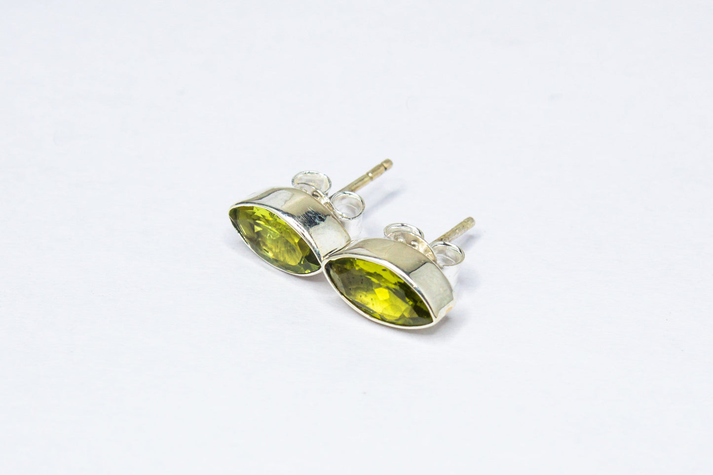 Genuine PERIDOT Gemstones Solid 925 Sterling SILVER Simple Leaf Shaped Stud Earrings, Olive Green Peridot Stud Earrings, Australia, Zorbajewellers