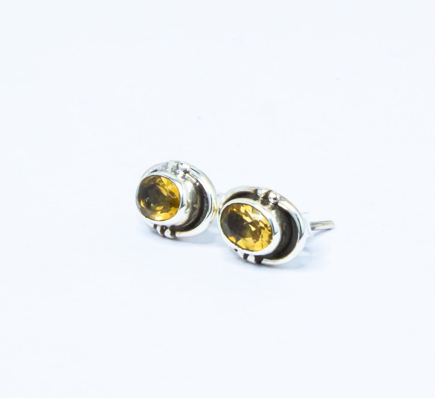 Genuine Citrine Oval Shape Bohemian Cut-Stone Oxidized Silver Prong Set Stud Earrings, stud Earrings, Cancer Zodiac Birthstone, Australia, Zorbajewellers