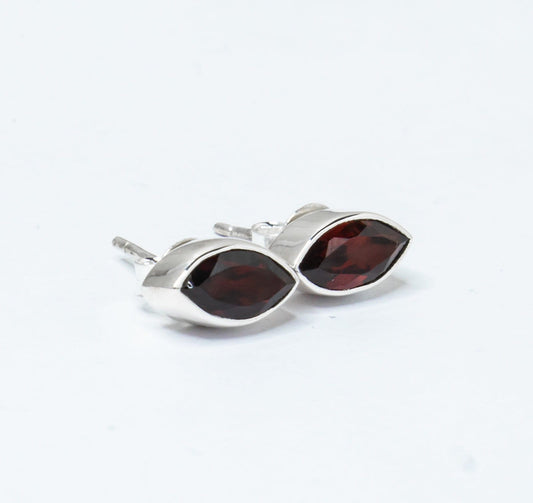 Leaf Shaped Genuine Red GARNET Gemstone 925 SILVER Stud Earrings, Red Garnet Stud Earrings, Capricorn Zodiac January Birthstone, Australia, Zorbajewellers