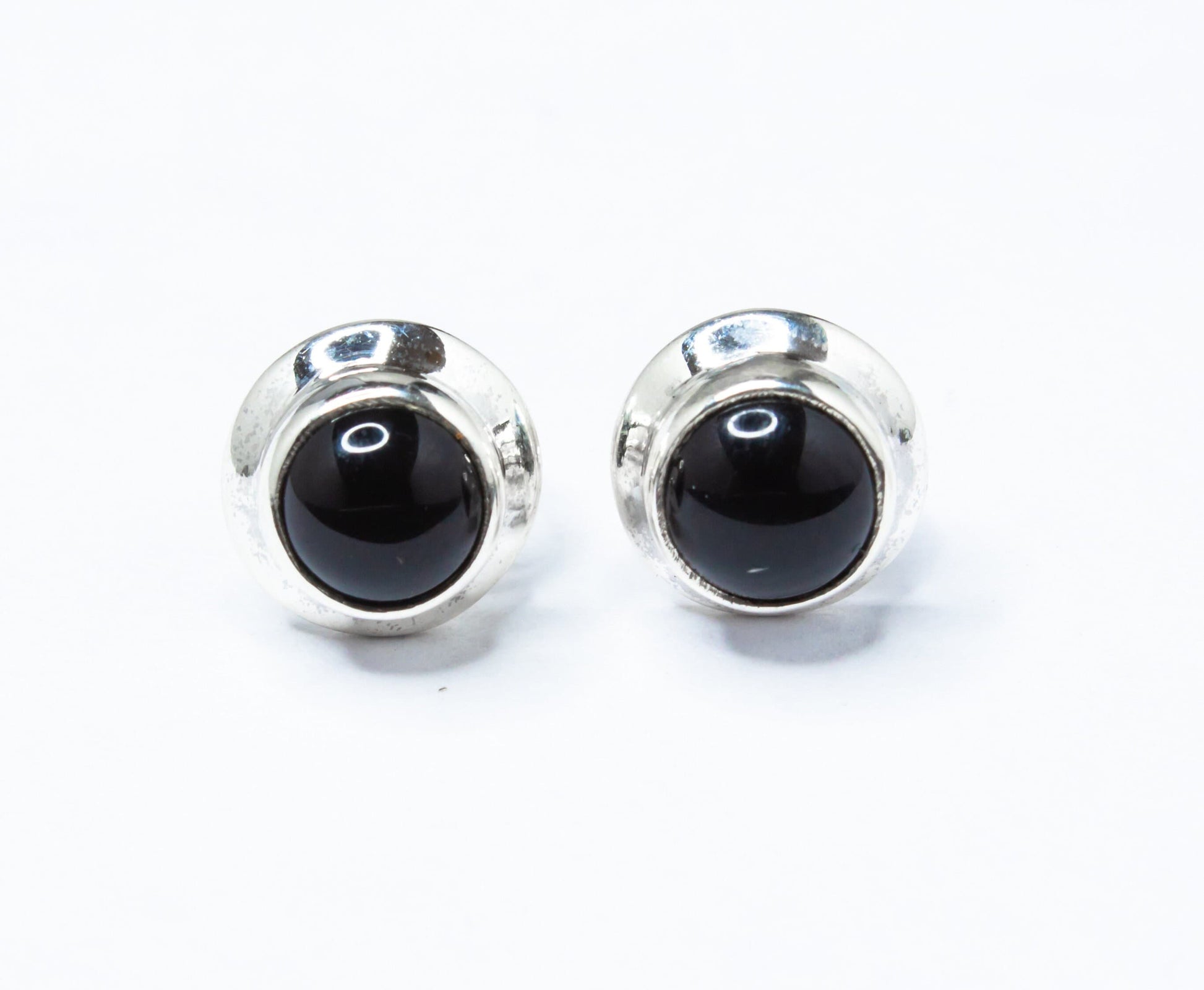 Genuine Black ONYX Gemstones Solid 925 Sterling Silver Round Simple Stud Earrings, Black Stud, Leo Zodiac December Birthstone, Australia, Zorbajewellers