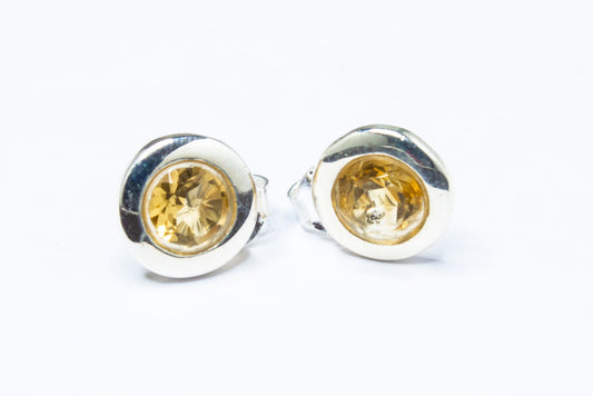 Genuine Citrine Round Shaped Minimalistic Cut-Stone 925 Silver Solid Stud Earrings, Stud Earrings, Cancer Zodiac Birthstone, Australia, Zorbajewellers