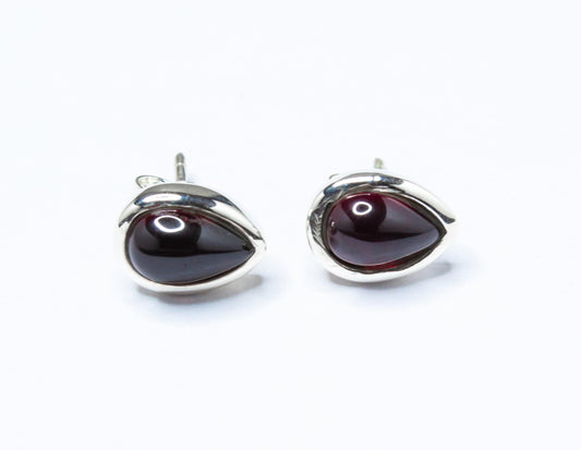 Genuine Red GARNET Gems 925 Silver Pear Shaped Simple Stud Earrings, Garnet Stud Earrings, Capricorn Zodiac January Birthstone, Australia, Zorbajewellers