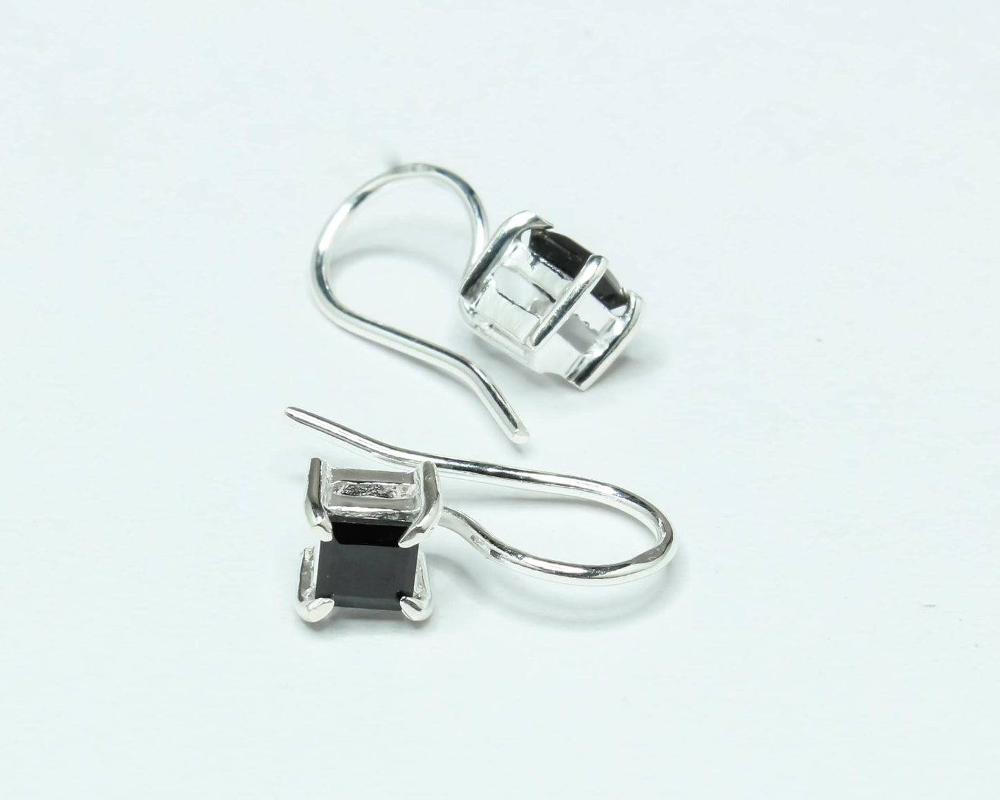 Square Black ONYX Gems 925 Silver Simple Prong Set Latch-Back Earrings