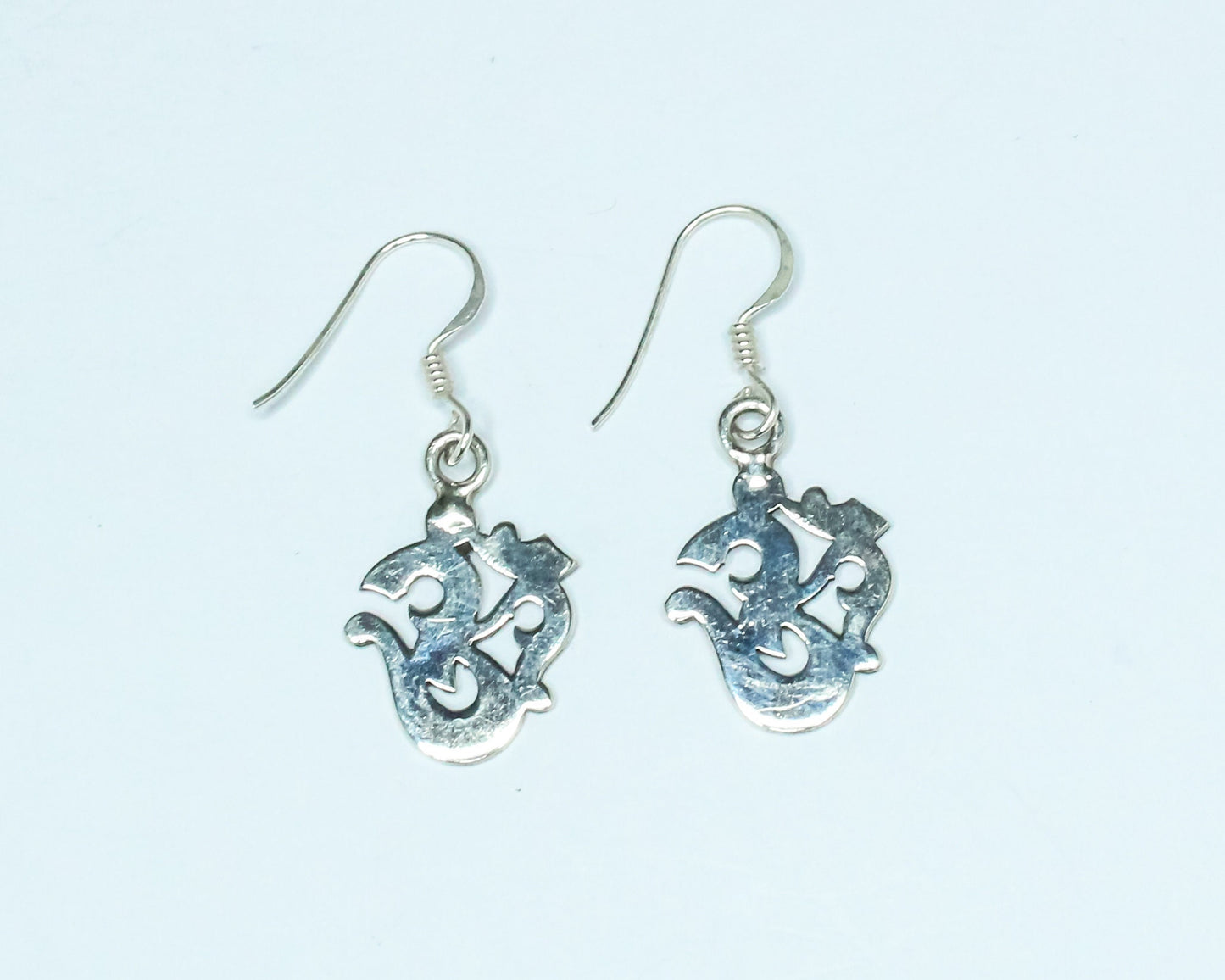 Om Hindi Spiritual Symbol Hypoallergenic 925 Sterling Silver Drop Earrings
