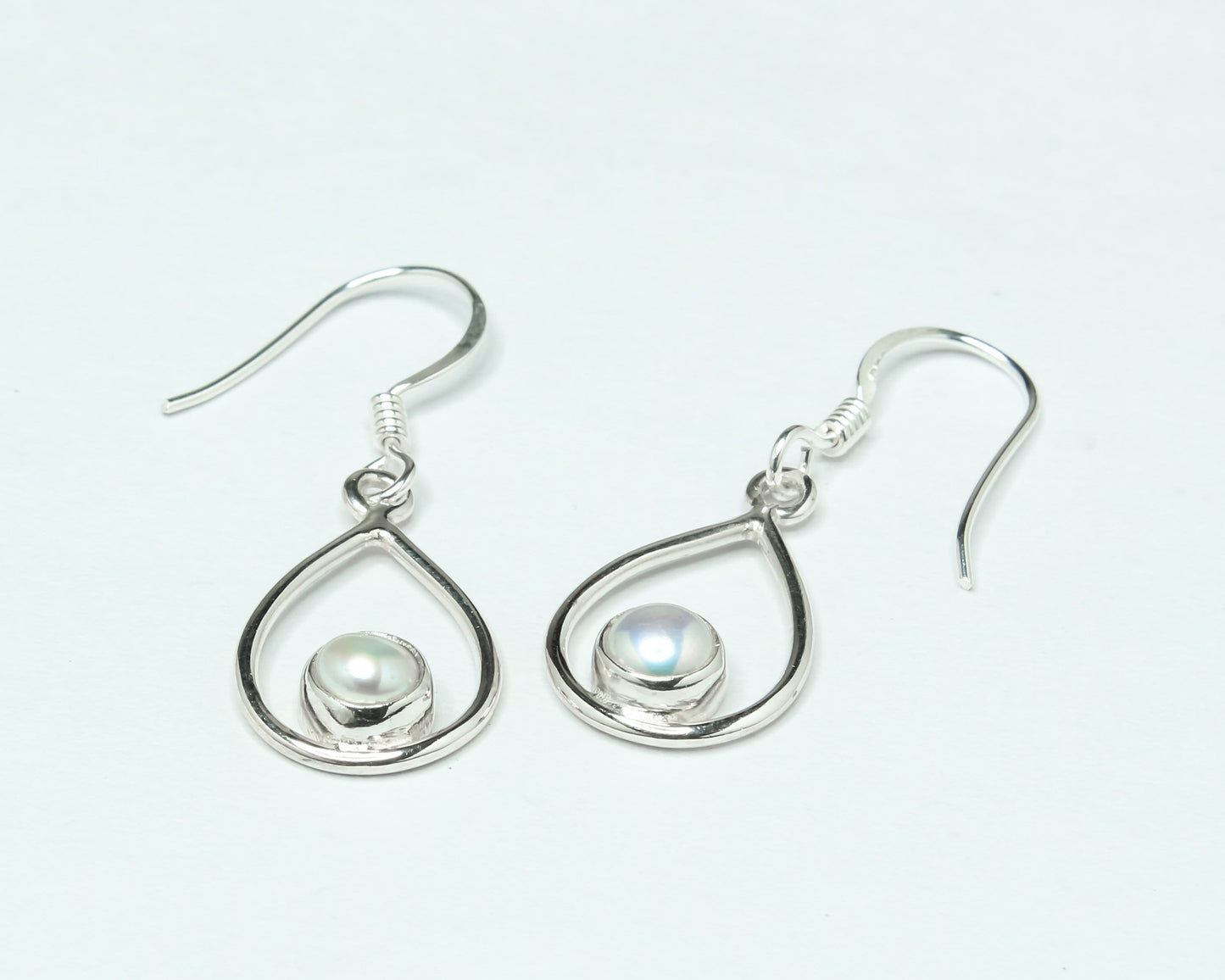 Pear/Teardrop PEARL Gems Solid 925 SILVER Minimalist White Drop Earrings